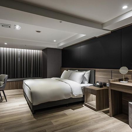Autumn Willow Hotel Ταϊχούνγκ Εξωτερικό φωτογραφία