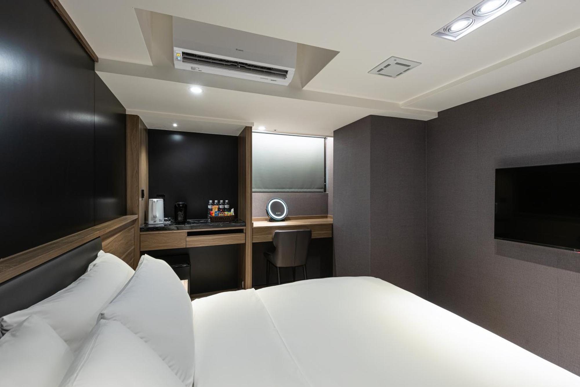 Autumn Willow Hotel Ταϊχούνγκ Εξωτερικό φωτογραφία
