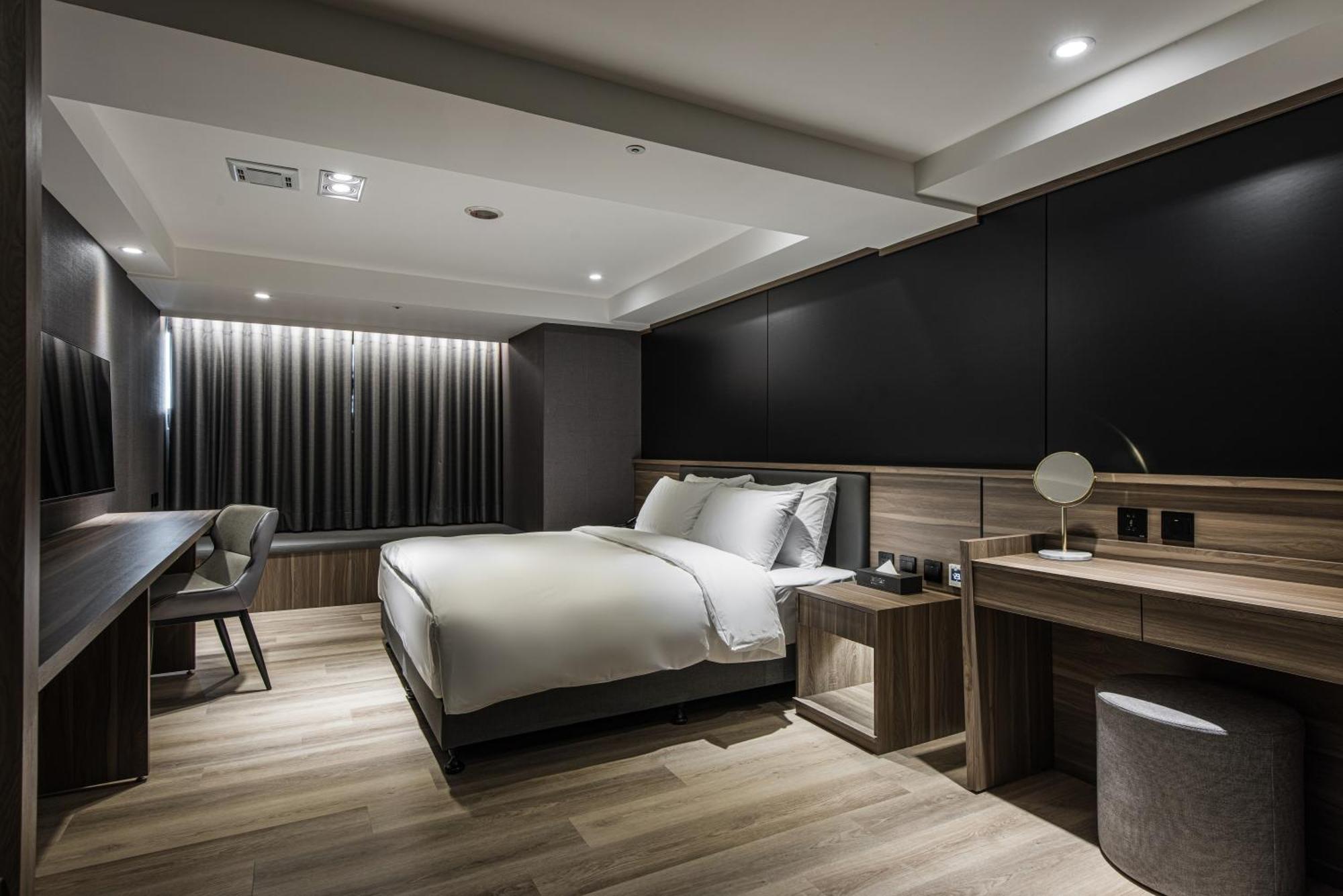 Autumn Willow Hotel Ταϊχούνγκ Εξωτερικό φωτογραφία